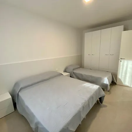 Apartment Cozy 300 M From The Sea *